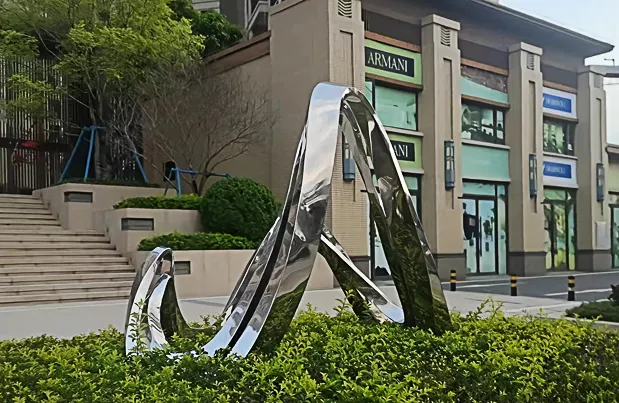 白钢雕塑（万科海港城）